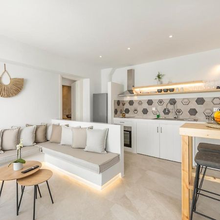 Utopia Luxury Apartments Náousa Eksteriør bilde